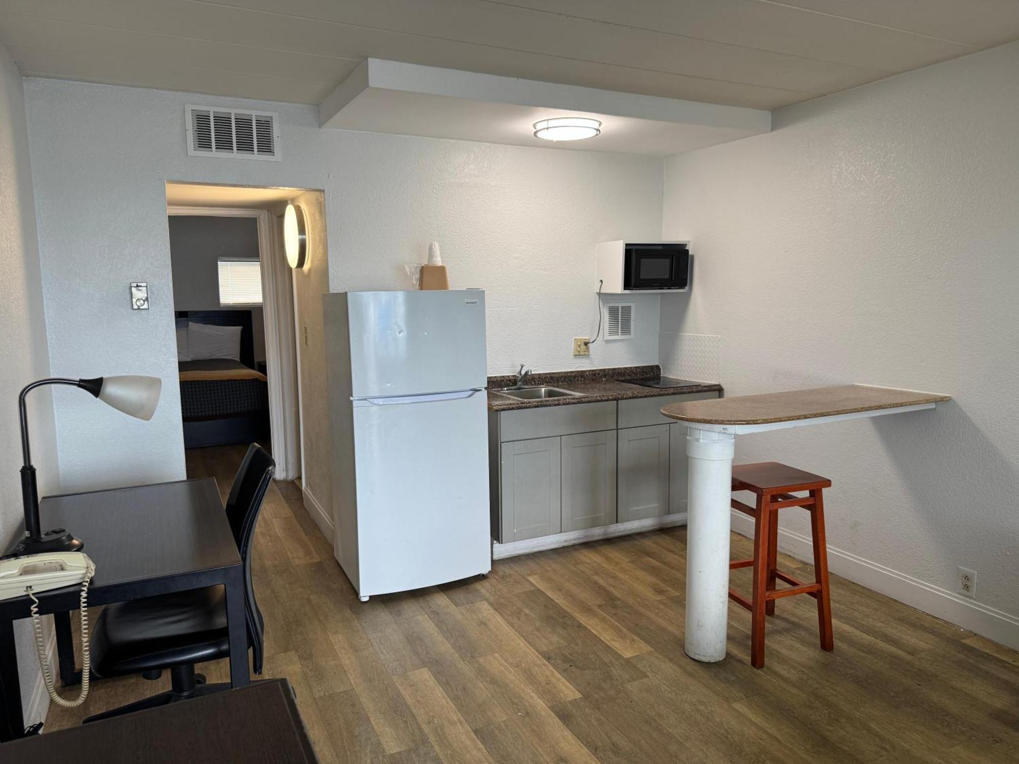 Belmont Inn & Suites バージニアビーチ エクステリア 写真
