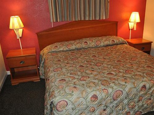 Belmont Inn & Suites バージニアビーチ エクステリア 写真