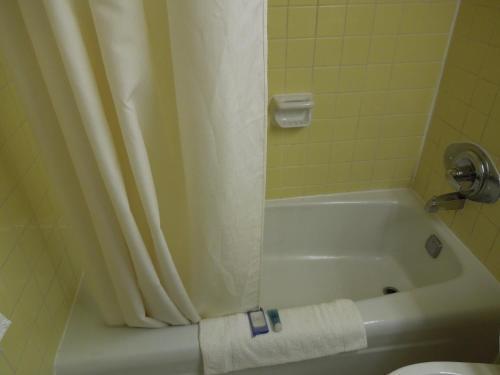 Belmont Inn & Suites バージニアビーチ エクステリア 写真